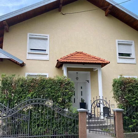 Apartment Mirella Zagreb